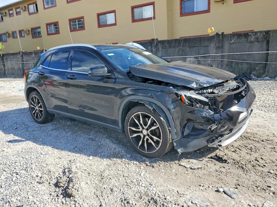 Продаж на аукціоні авто 2015 Mercedes-benz Gla, vin: WDCTG4EB6FJ107335, номер лоту: 70433936