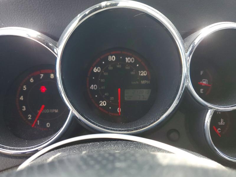 69923376 :رقم المزاد ، 2T1KR32E97C652494 vin ، 2007 Toyota Matrix مزاد بيع