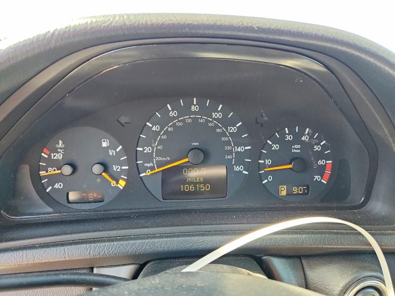 Продаж на аукціоні авто 2002 Mercedes-benz Clk, vin: WDBLK65GX2T124311, номер лоту: 70348936