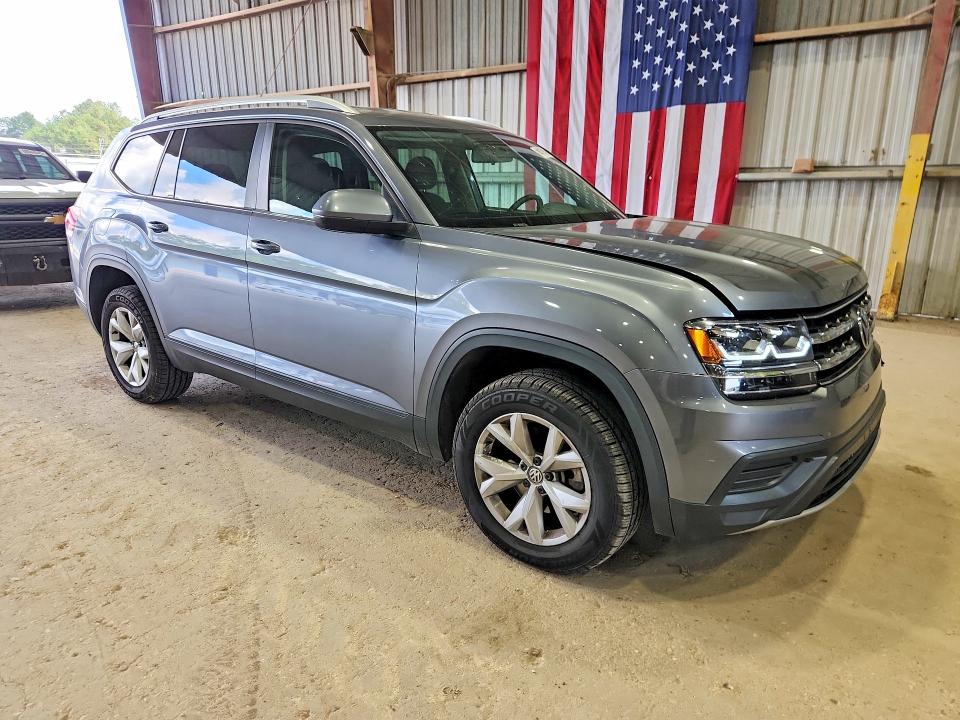 2018 Volkswagen Atlas მანქანა იყიდება აუქციონზე, vin: 1V2AR2CAXJC527133, აუქციონის ნომერი: 68818906