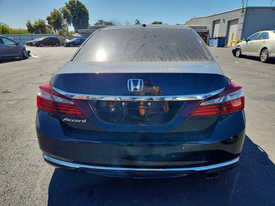 Продаж на аукціоні авто 2016 Honda Accord, vin: 1HGCR2F76GA165530, номер лоту: 70633826