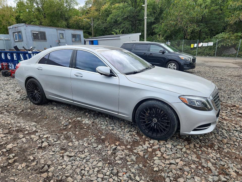 70425086 :رقم المزاد ، WDDUG8FB6HA329978 vin ، 2017 Mercedes-benz S مزاد بيع