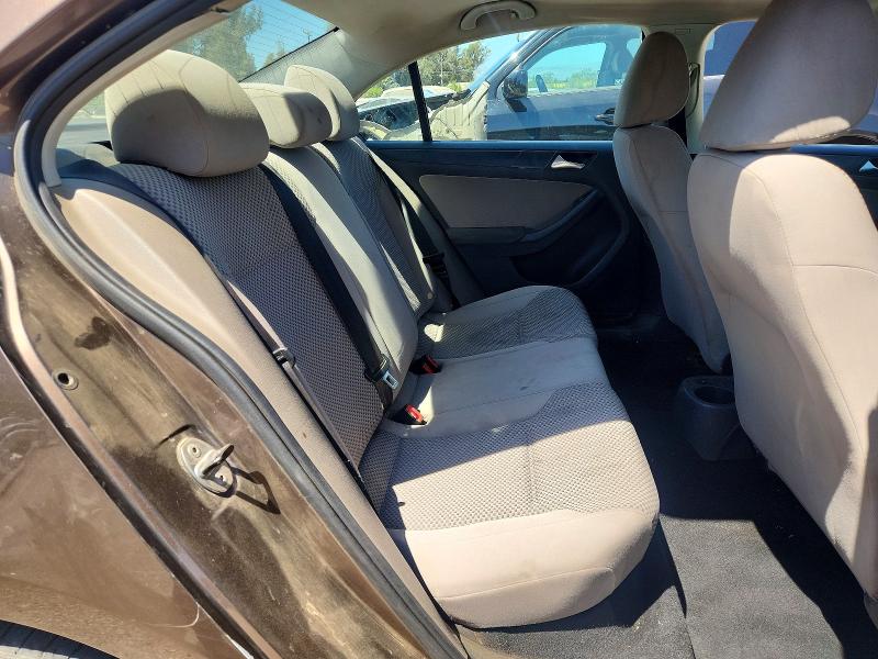 2011 Volkswagen Jetta მანქანა იყიდება აუქციონზე, vin: 3VW2K7AJ1BM058635, აუქციონის ნომერი: 68192976