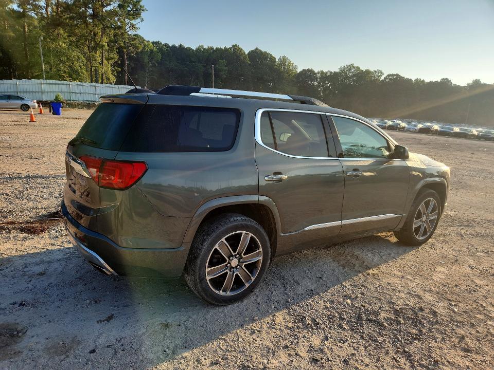 67474456 :رقم المزاد ، 1GKKNPLS3JZ180625 vin ، 2018 Gmc Acadia مزاد بيع