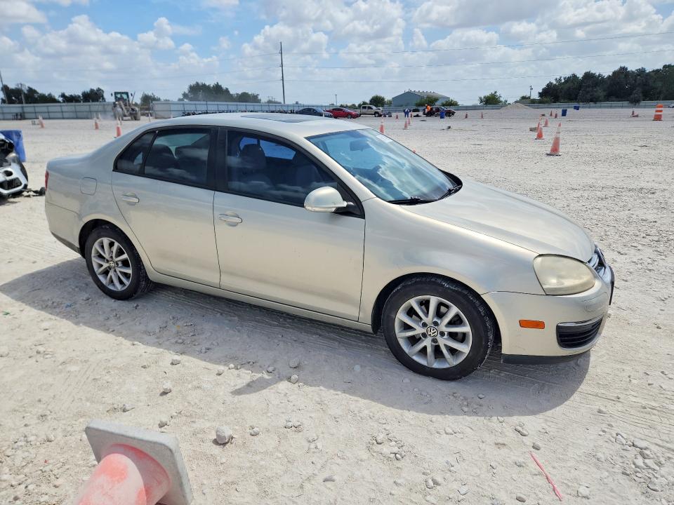 2010 Volkswagen Jetta მანქანა იყიდება აუქციონზე, vin: 3VWRX7AJXAM122430, აუქციონის ნომერი: 69114696