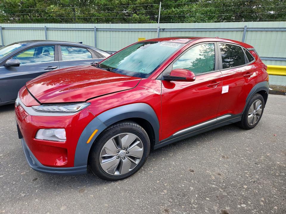 2021 Hyundai Kona მანქანა იყიდება აუქციონზე, vin: KM8K33AG2MU135519, აუქციონის ნომერი: 70136376