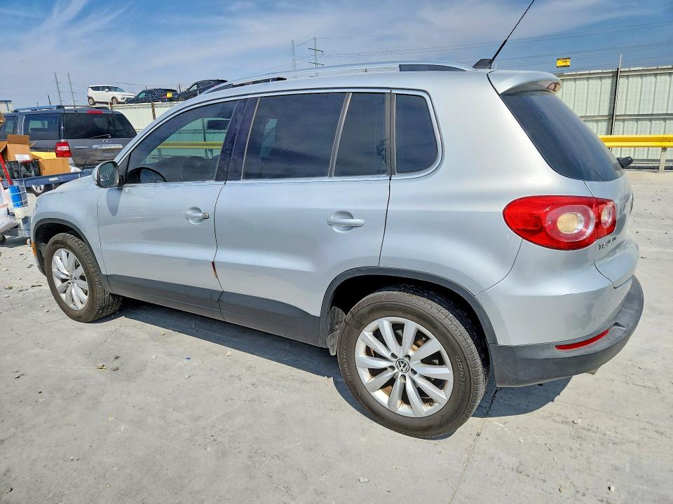 Aukcja sprzedaży 2011 Volkswagen Tiguan, vin: WVGAV7AX5BW512830, numer aukcji: 69629786