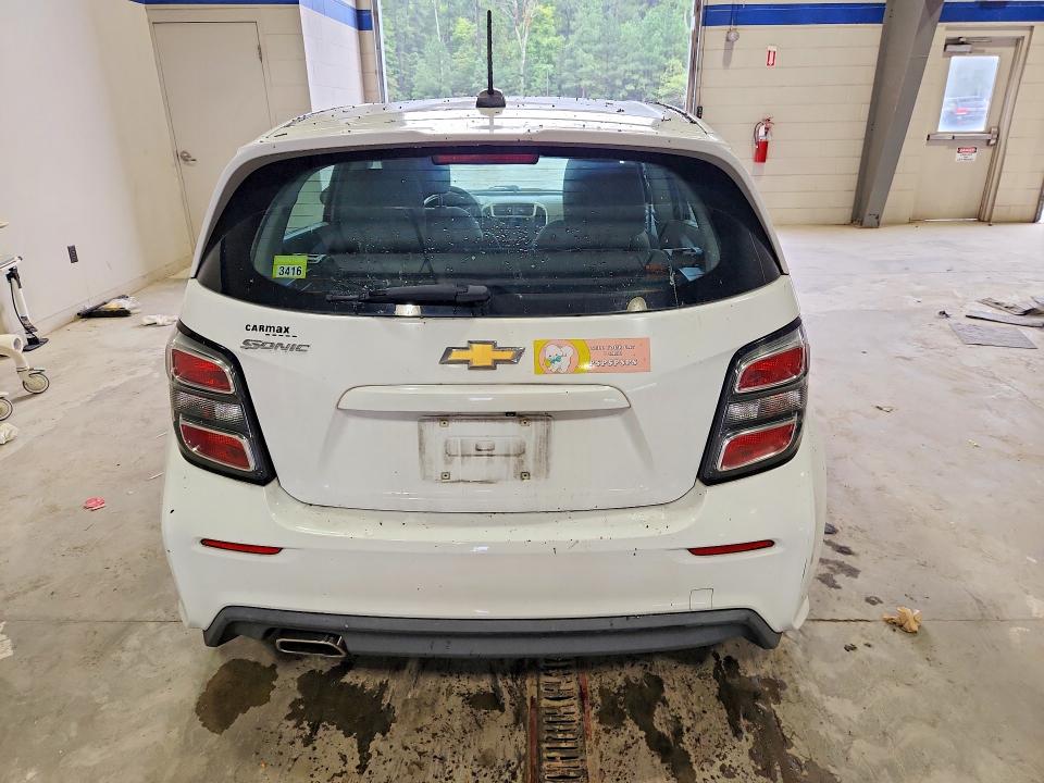 Продаж на аукціоні авто 2017 Chevrolet Sonic, vin: 1G1JG6SH4H4173538, номер лоту: 70107206