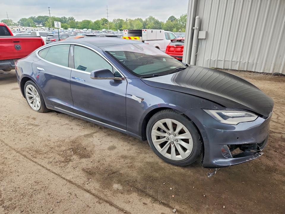 Продаж на аукціоні авто 2017 Tesla Model S, vin: 5YJSA1E22HF205189, номер лоту: 69825166