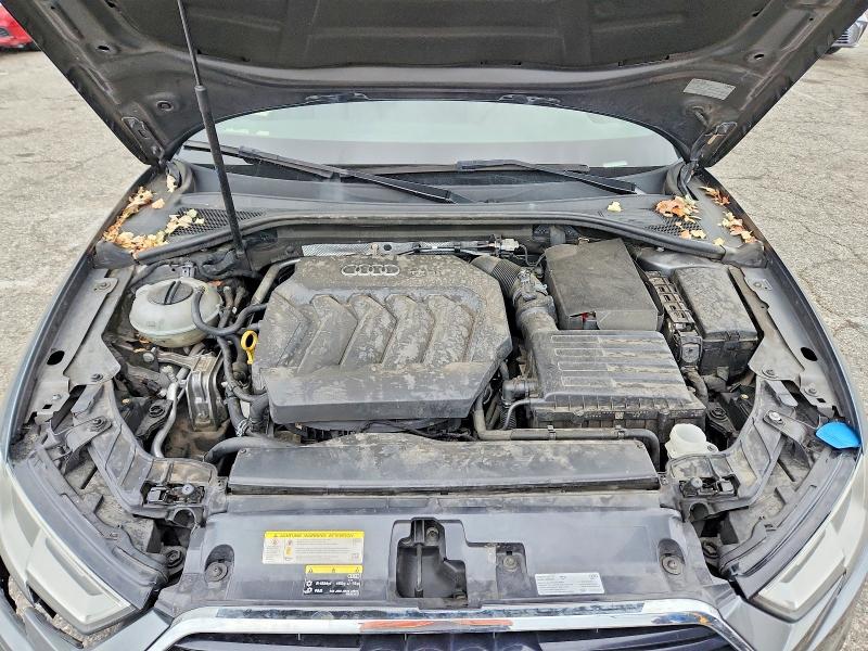 69947646 :رقم المزاد ، WAUAUGFF2J1041512 vin ، 2018 Audi A3 مزاد بيع