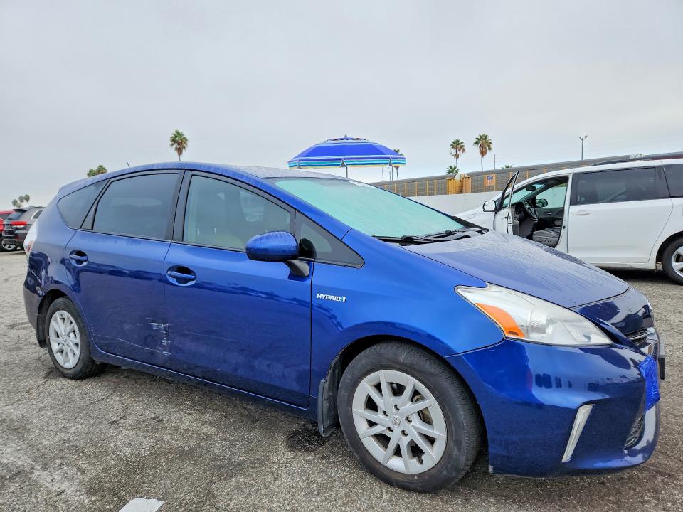 70502966 :رقم المزاد ، JTDZN3EU7D3235943 vin ، 2013 Toyota Prius V مزاد بيع