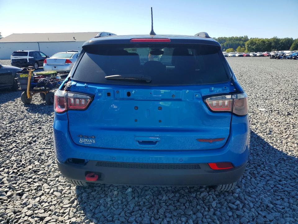 2022 Jeep Compass მანქანა იყიდება აუქციონზე, vin: 3C4NJDDB9NT105474, აუქციონის ნომერი: 70120166