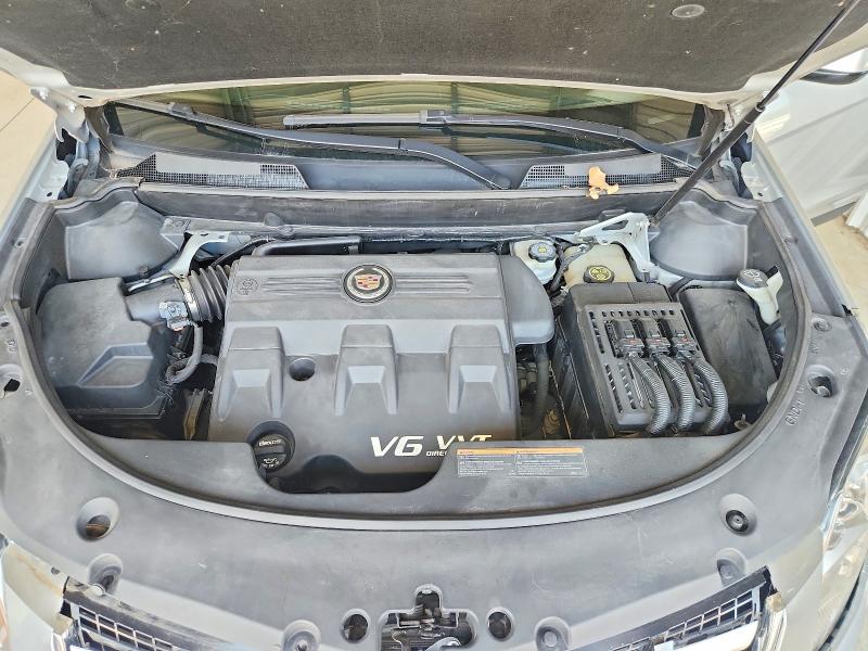 2015 Cadillac Srx მანქანა იყიდება აუქციონზე, vin: 3GYFNEE39FS527297, აუქციონის ნომერი: 68792376