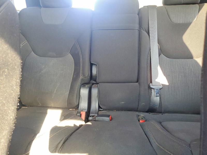 69595536 :رقم المزاد ، 1C4PJMCB6FW740044 vin ، 2015 Jeep Cherokee مزاد بيع