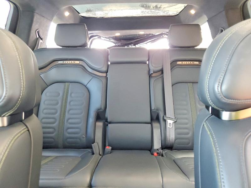 Auction sale of the 2024 Rivian R1s, vin: 7PDSGABA7RN036888, lot number: 67529906
