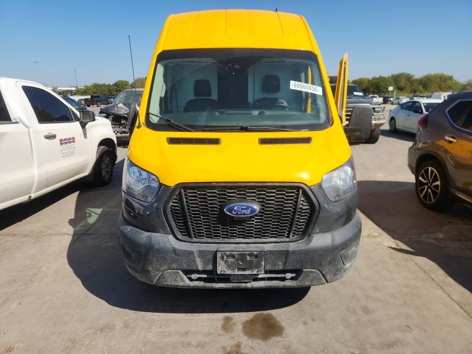 68660456 :رقم المزاد ، 1FTBR1X8XPKA74072 vin ، 2023 Ford Transit مزاد بيع
