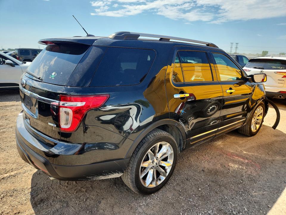 67498676 :رقم المزاد ، 1FM5K8F82FGA01870 vin ، 2015 Ford Explorer مزاد بيع