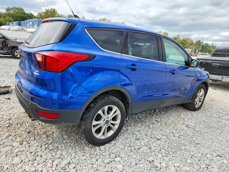 Продаж на аукціоні авто 2019 Ford Escape, vin: 1FMCU9GD1KUA09019, номер лоту: 70874626