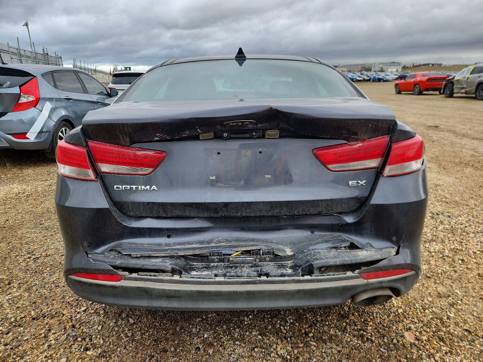 2017 Kia Optima მანქანა იყიდება აუქციონზე, vin: 5XXGU4L32HG174050, აუქციონის ნომერი: 67301166
