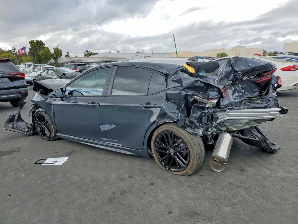 67211596 :رقم المزاد ، 4T1DAACKXTU773553 vin ، 2026 Toyota Camry مزاد بيع