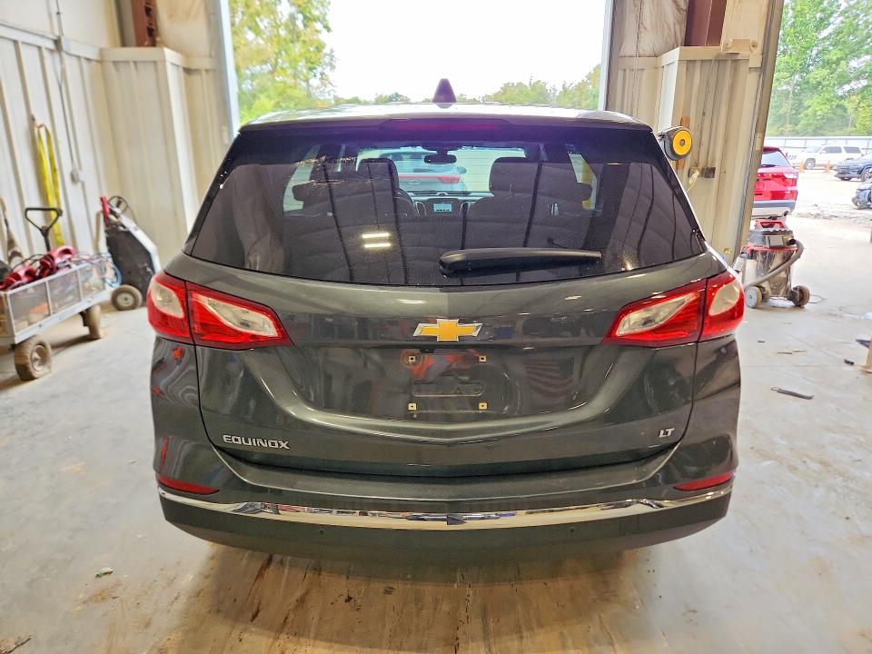 Продаж на аукціоні авто 2018 Chevrolet Equinox, vin: 2GNAXJEV7J6325819, номер лоту: 69878476