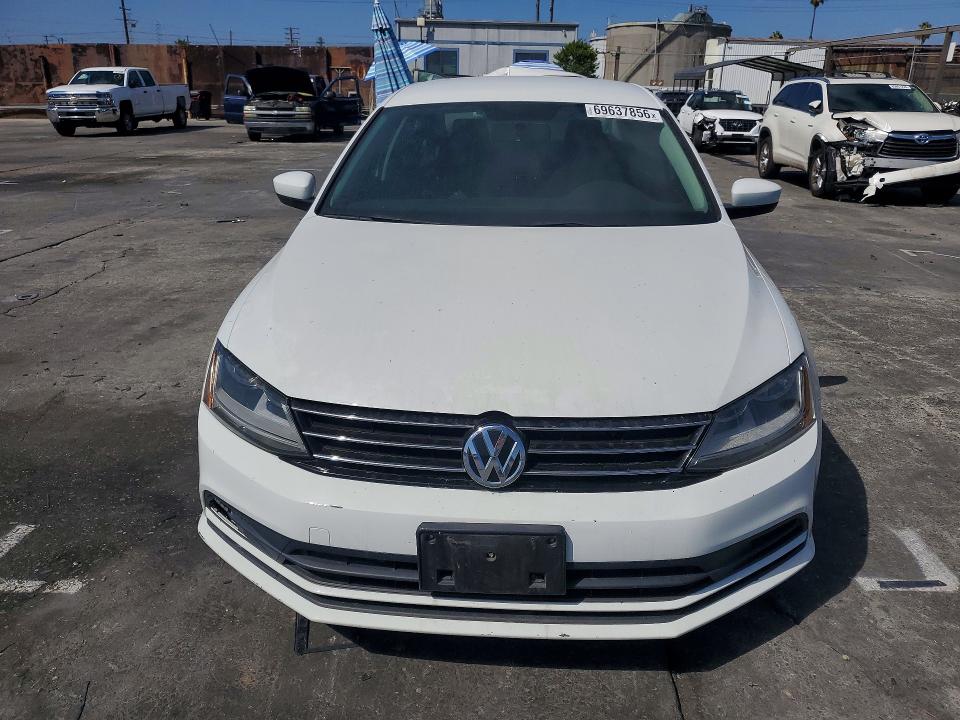2017 Volkswagen Jetta მანქანა იყიდება აუქციონზე, vin: 3VW2B7AJ7HM218722, აუქციონის ნომერი: 69637856