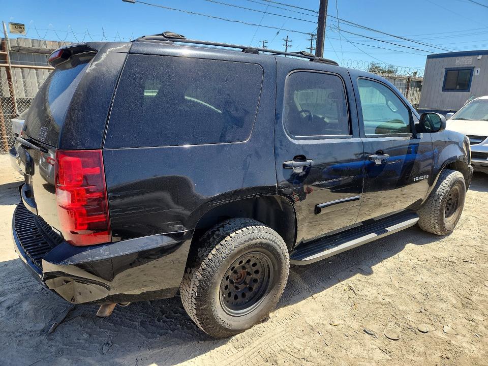 Продажа на аукционе авто 2007 Chevrolet Tahoe, vin: 1GNFC13067R320794, номер лота: 67664296