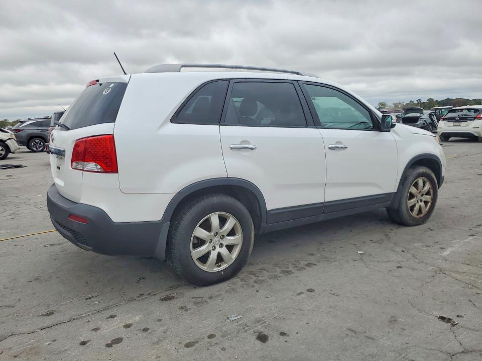 Продажа на аукционе авто 2011 Kia Sorento, vin: 5XYKT4A14BG172186, номер лота: 70550356