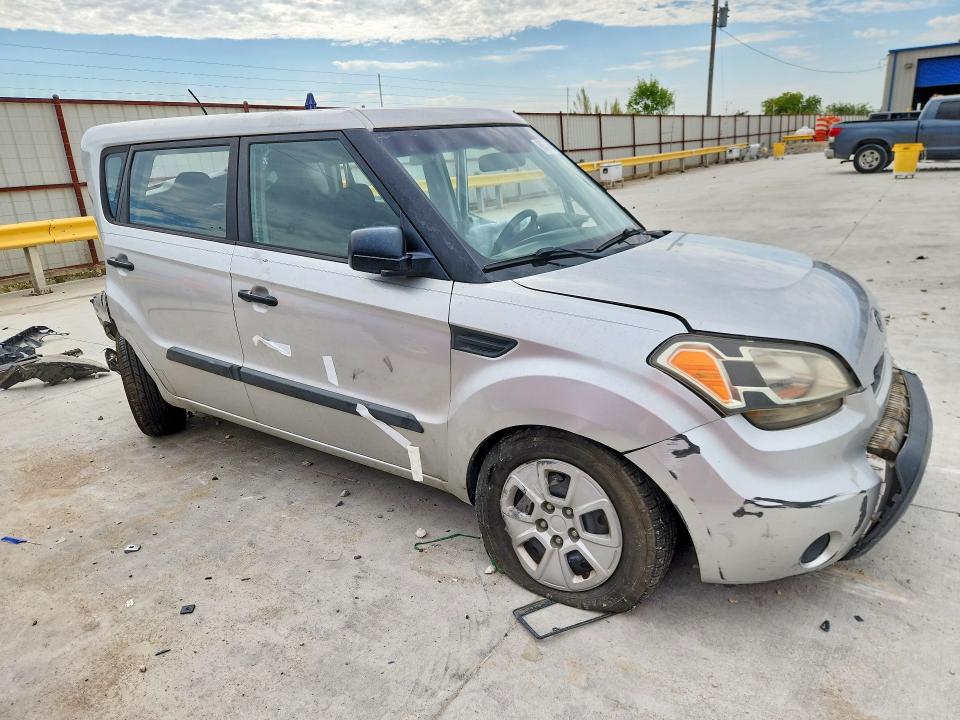 68537836 :رقم المزاد ، KNDJT2A13B7303203 vin ، 2011 Kia Soul مزاد بيع