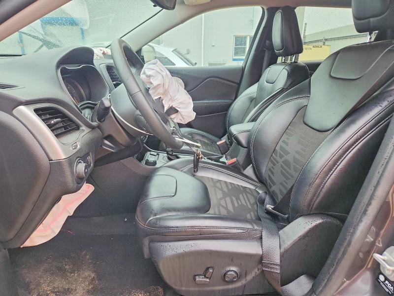 69693626 :رقم المزاد ، 1C4PJMCX9ND539289 vin ، 2022 Jeep Cherokee مزاد بيع