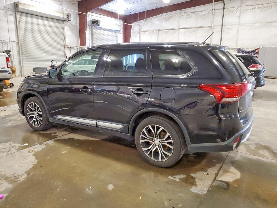 68940826 :رقم المزاد ، JA4AZ3A37GZ010884 vin ، 2016 Mitsubishi Outlander مزاد بيع