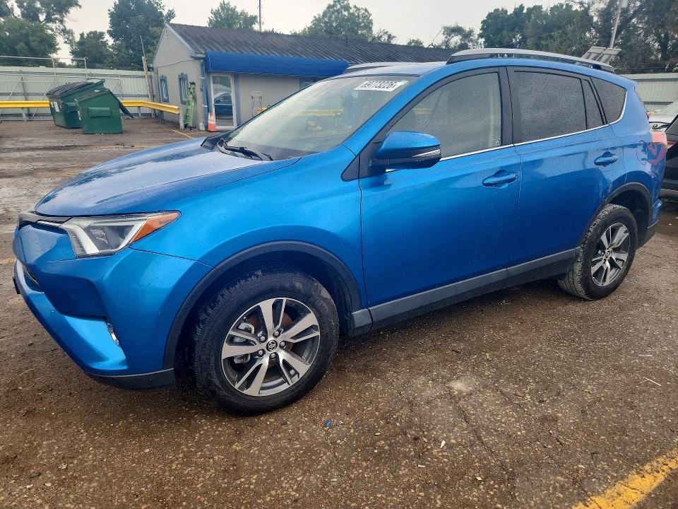 69773226 :رقم المزاد ، JTMWFREV0HJ123899 vin ، 2017 Toyota Rav4 مزاد بيع