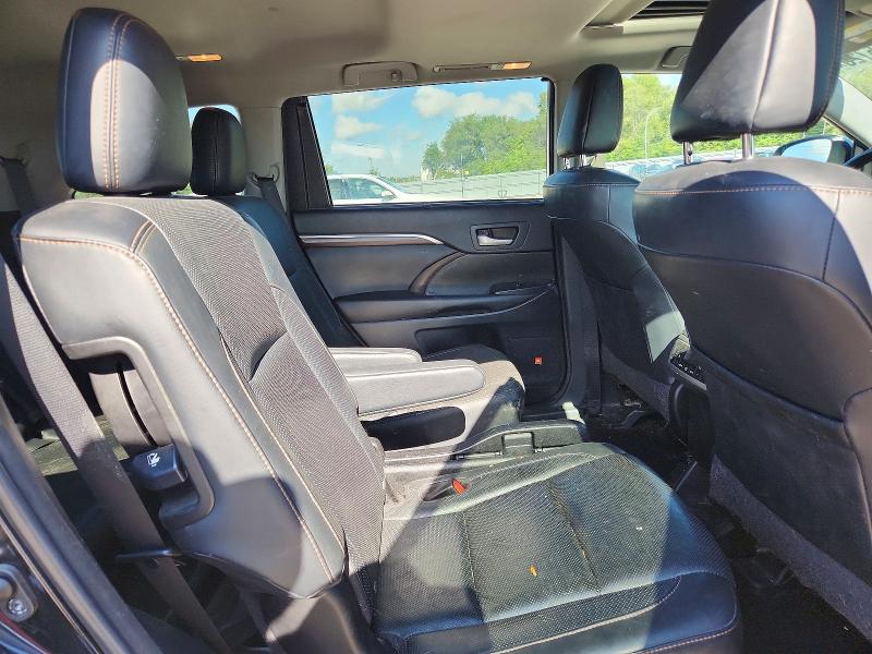 Продажа на аукционе авто 2016 Toyota Highlander, vin: 5TDDKRFH4GS305361, номер лота: 68665726