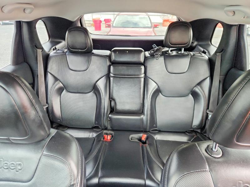 Продаж на аукціоні авто 2019 Jeep Cherokee, vin: 1C4PJLDB2KD302572, номер лоту: 70767536