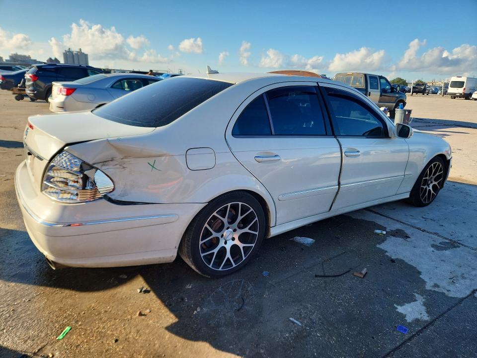 67268486 :رقم المزاد ، WDBUF56X08B309872 vin ، 2008 Mercedes-benz E مزاد بيع