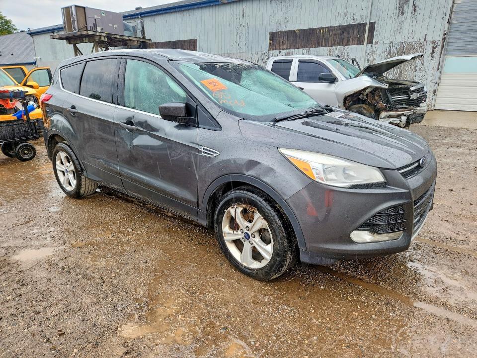 Продажа на аукционе авто 2016 Ford Escape, vin: 1FMCU0G7XGUC87611, номер лота: 68009806