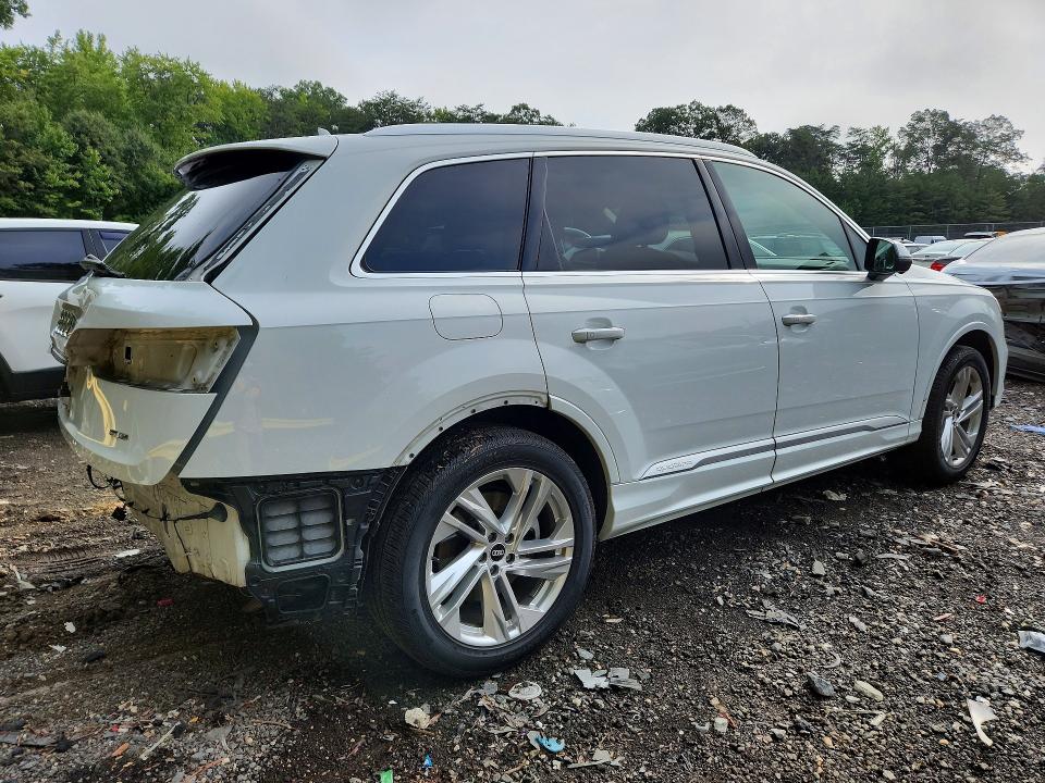 Продажа на аукционе авто 2021 Audi Q7, vin: WA1LXAF72MD014672, номер лота: 66804356
