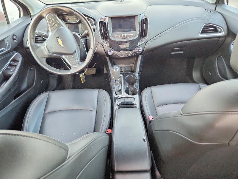 68341646 :رقم المزاد ، 1G1BF5SM7K7105089 vin ، 2019 Chevrolet Cruze مزاد بيع
