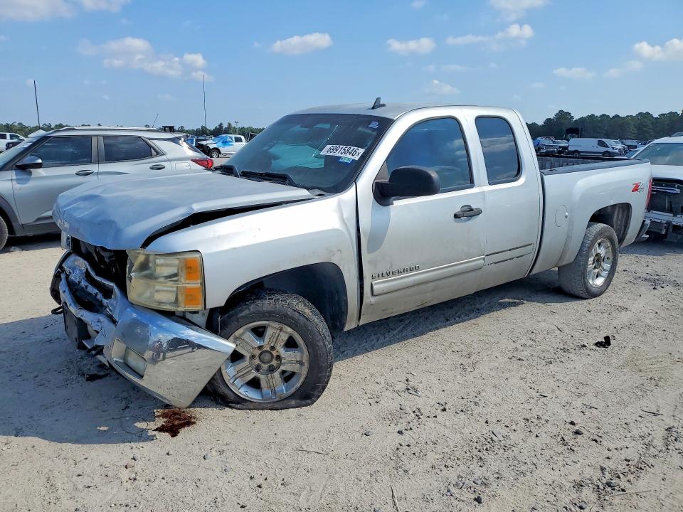 69915846 :رقم المزاد ، 1GCRKSE74DZ341566 vin ، 2013 Chevrolet Silverado مزاد بيع