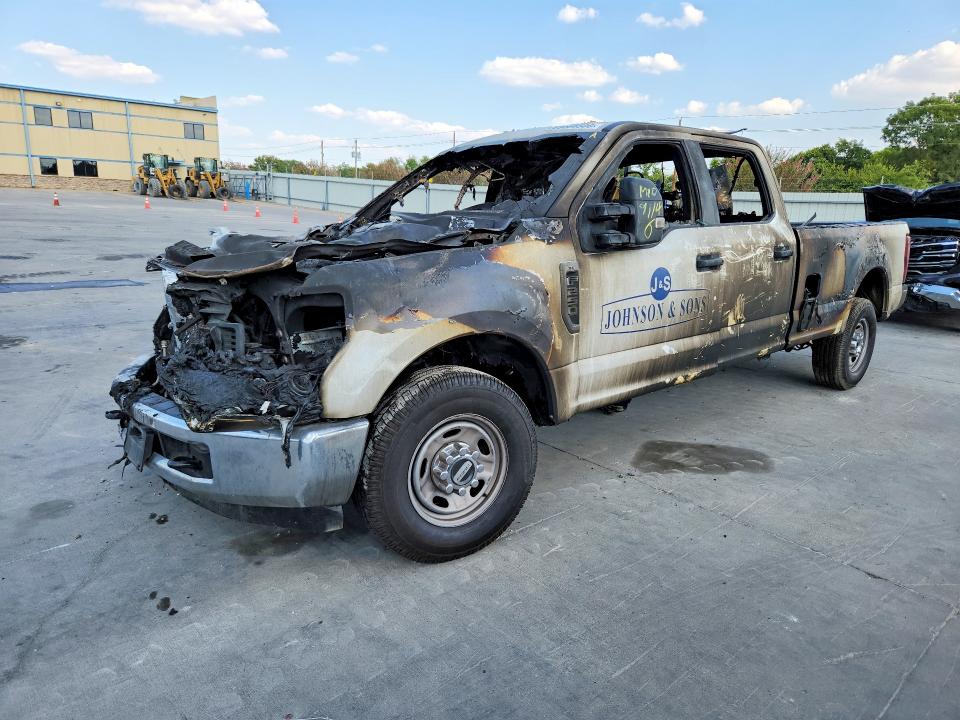 69566506 :رقم المزاد ، 1FT7W2A64HEF46004 vin ، 2017 Ford F250 مزاد بيع