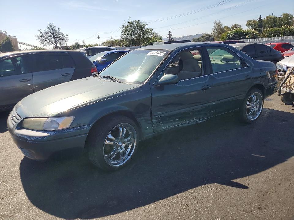 Продажа на аукционе авто 1998 Toyota Camry, vin: JT2BG22K5W0222971, номер лота: 69723686