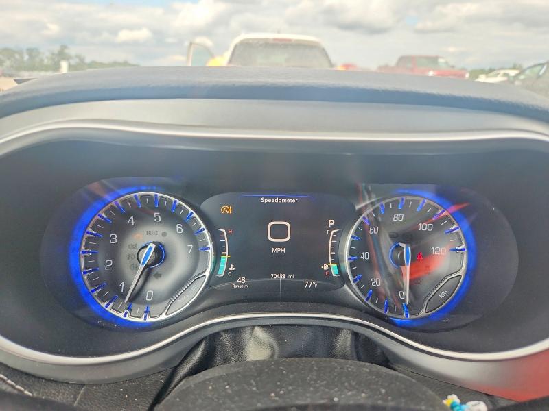 69377286 :رقم المزاد ، 2C4RC1GG3KR638825 vin ، 2019 Chrysler Pacifica مزاد بيع