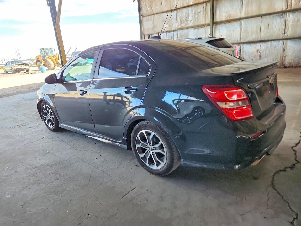 66779576 :رقم المزاد ، 1G1JD5SH0H4158487 vin ، 2017 Chevrolet Sonic مزاد بيع