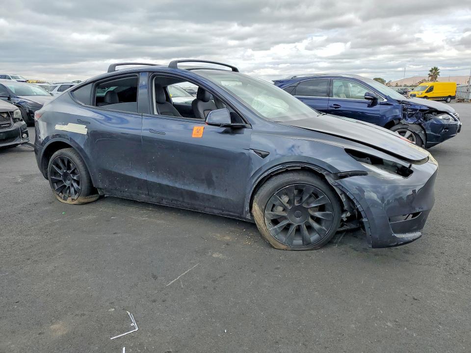Продаж на аукціоні авто 2024 Tesla Model Y, vin: 7SAYGDEE1RA220157, номер лоту: 67217196