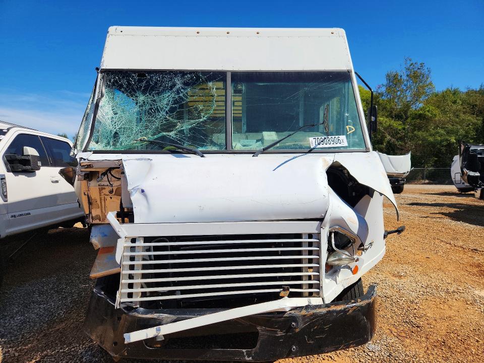 2021 Freightliner Chassis მანქანა იყიდება აუქციონზე, vin: 4UZAC2GA1MCMR1586, აუქციონის ნომერი: 70908906