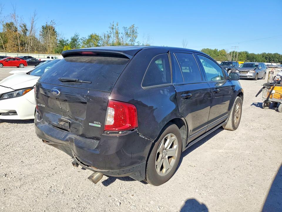 69844806 :رقم المزاد ، 2FMDK3J90DBC15307 vin ، 2013 Ford Edge مزاد بيع