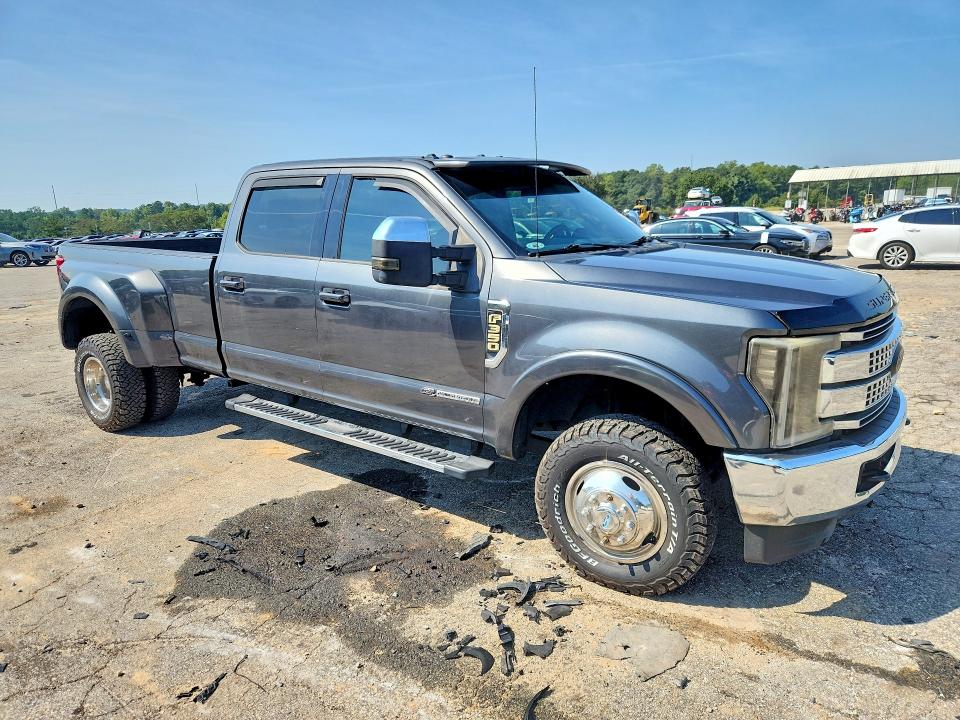 69067176 :رقم المزاد ، 1FT8W3DT8KED77673 vin ، 2019 Ford F350 مزاد بيع