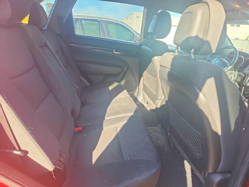 2011 Kia Sorento მანქანა იყიდება აუქციონზე, vin: 5XYKTCA10BG023218, აუქციონის ნომერი: 68394576