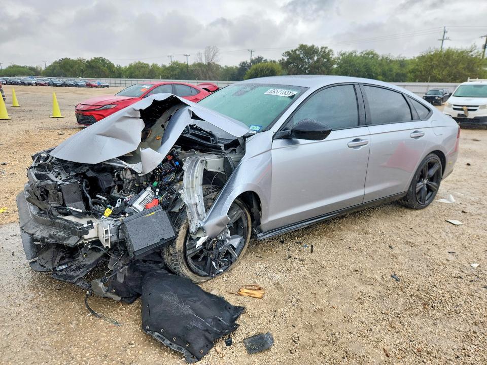 2023 Honda Accord მანქანა იყიდება აუქციონზე, vin: 1HGCY2F7XPA024642, აუქციონის ნომერი: 69571836