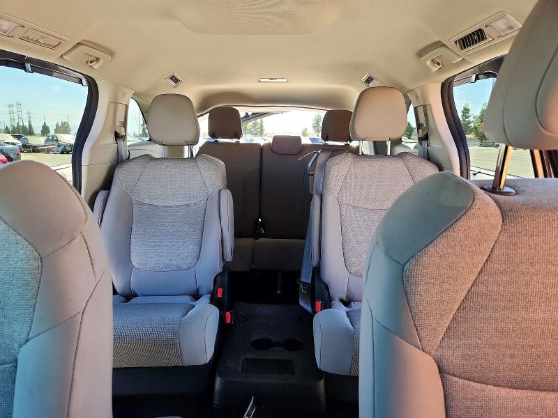 2024 Toyota Sienna მანქანა იყიდება აუქციონზე, vin: 5TDKRKEC5RS202887, აუქციონის ნომერი: 67889686